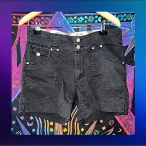 🌊Canyon River Black Shorts🌊